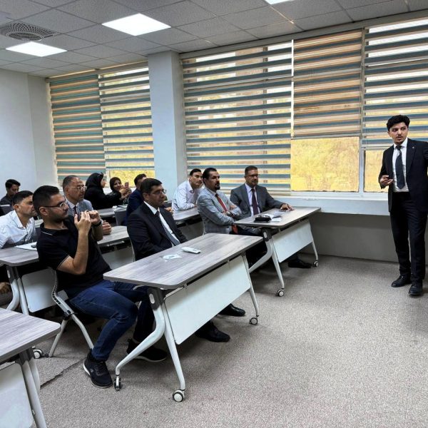 مؤتمر بحوث المرحلة الخامسة 2026 (40)
