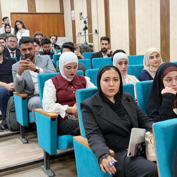 مؤتمر بحوث المرحلة الخامسة 2026 (76)